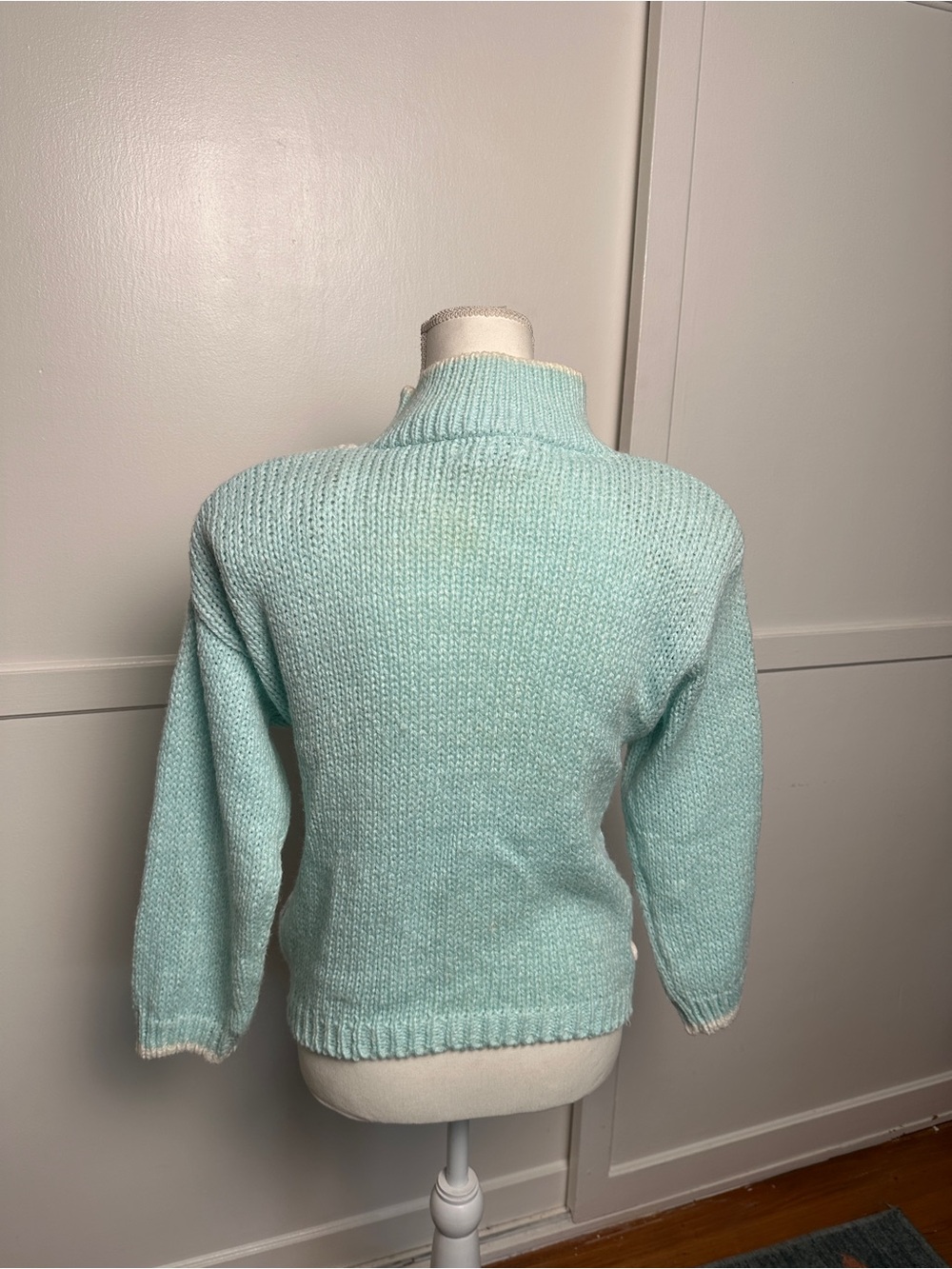 Vintage Hand Knit Jamie Scott pastel blue sweater - Picture 5 of 6